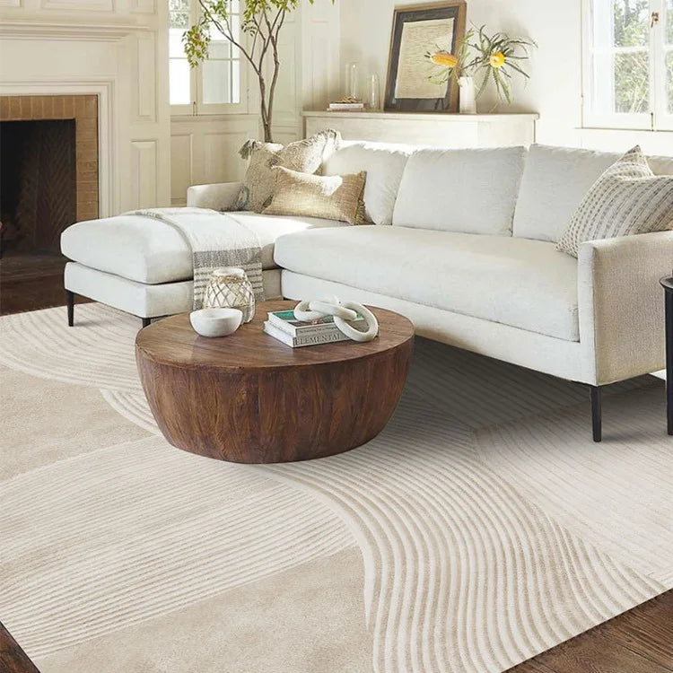 Minimalistischer Teppich Beige
