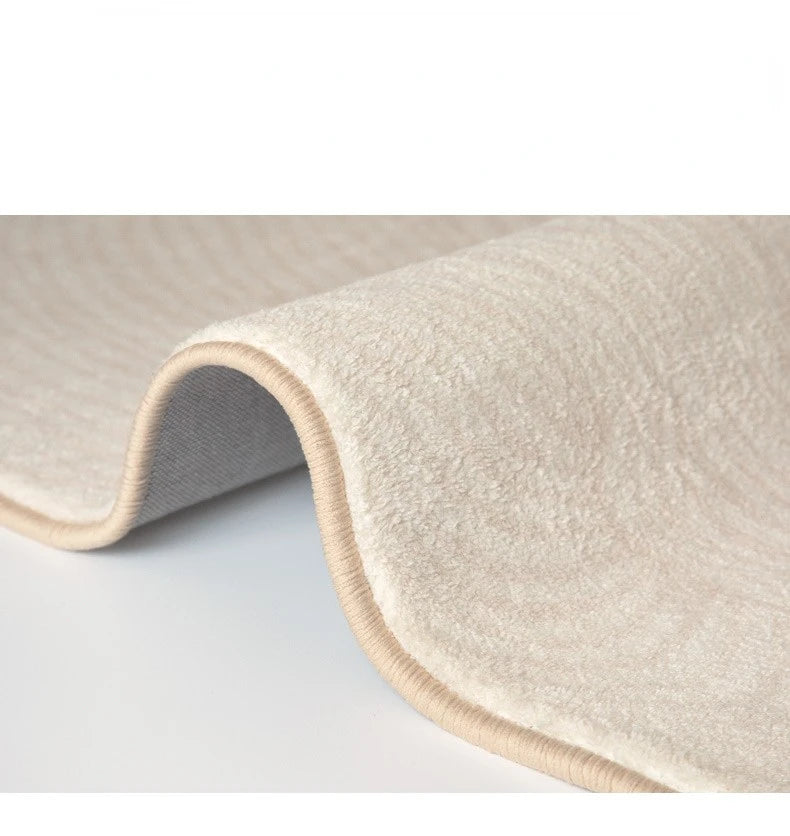 Minimalistischer Teppich Beige